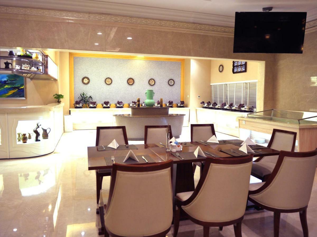 Central International Hotel Шанхай Экстерьер фото
